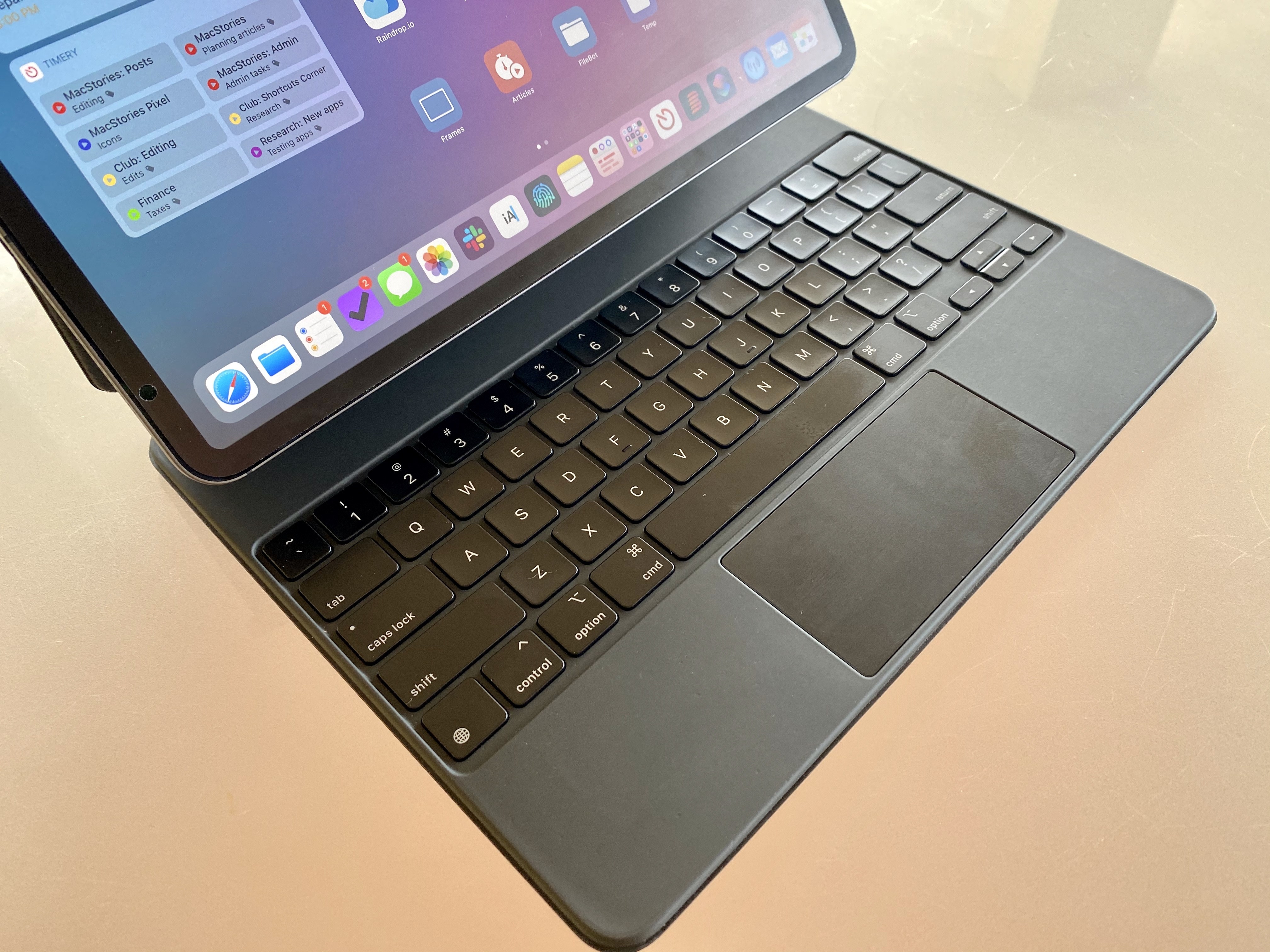 It's a small trackpad, but I've already grown used to it.