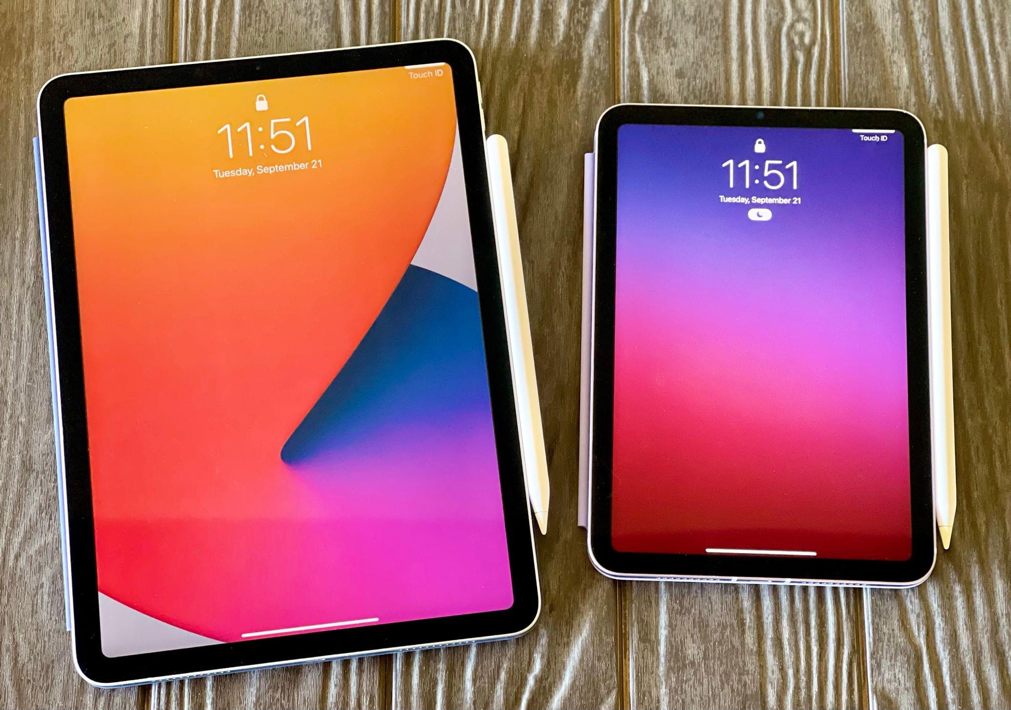 iPad Air (left) and iPad mini with the second-generation Apple Pencil.