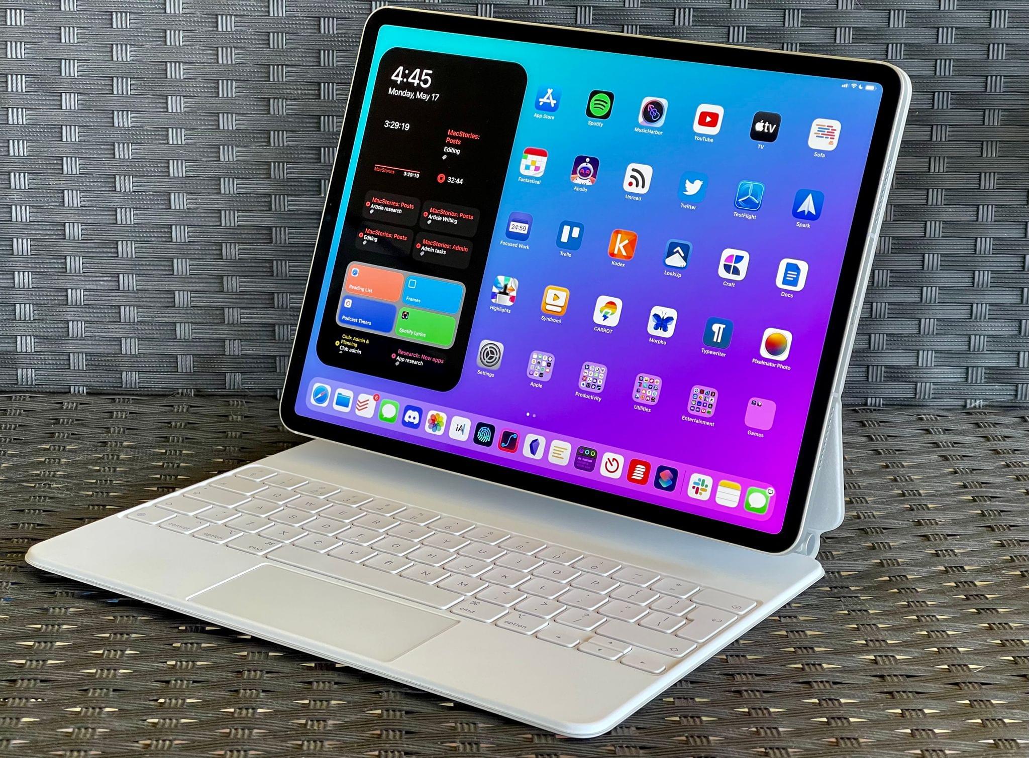 The new white Magic Keyboard.