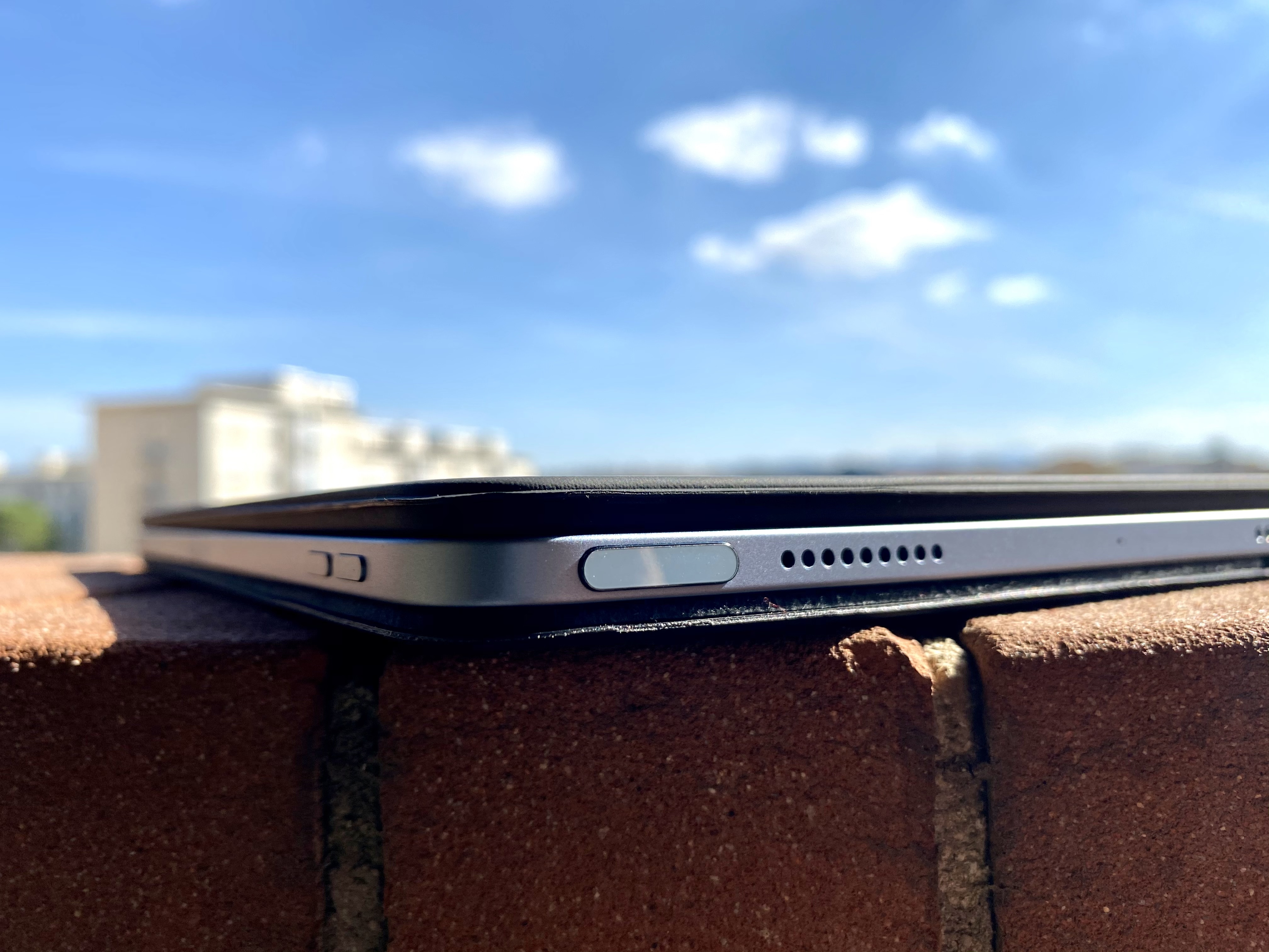 The new Touch ID button.